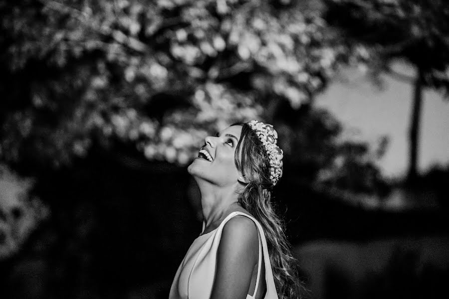 Wedding photographer Santiago Moreira Musitelli (santiagomoreira). Photo of 11 April 2019