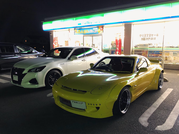 クラウンアスリートのRX7・RX7FD・FD3S・AWS210に関するカスタム事例の投稿画像2枚目