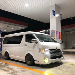 ハイエース
