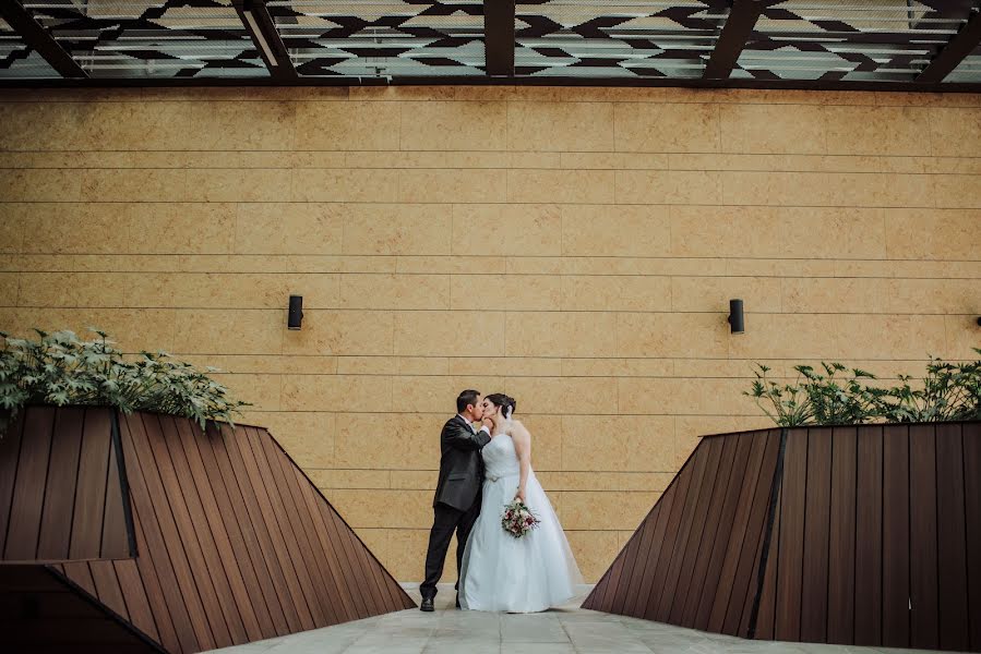 Fotógrafo de casamento Alan Yanin Alejos Romero (alanyanin). Foto de 6 de outubro 2017