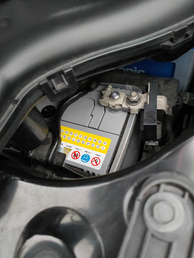 セレナ Hfc26の愛車紹介 コロナウイルスに負けるな バッテリー交換 日産ディーラー ｃｖｔ不具合 に関するカスタム メンテナンスの投稿画像 車のカスタム情報はcartune