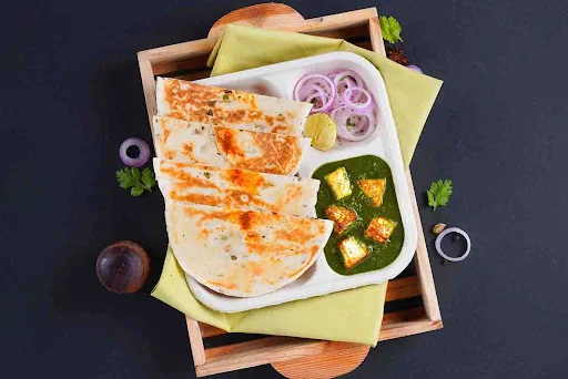 Palak Paneer Bread Kulcha Lunchbox