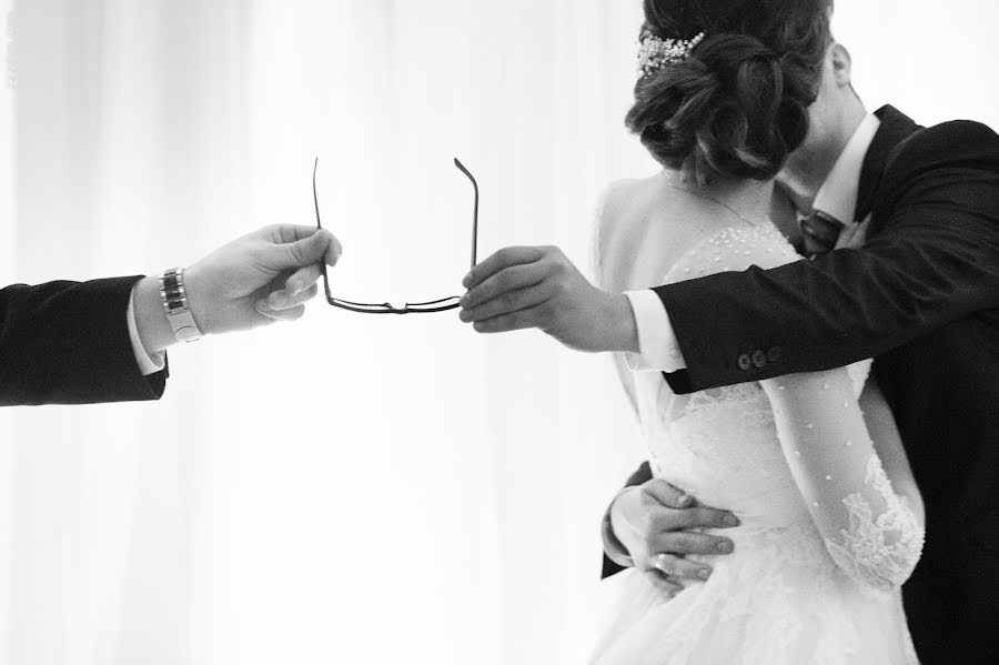 Fotografo di matrimoni Dmitriy Kuznecov (zzzdim). Foto del 23 marzo 2014