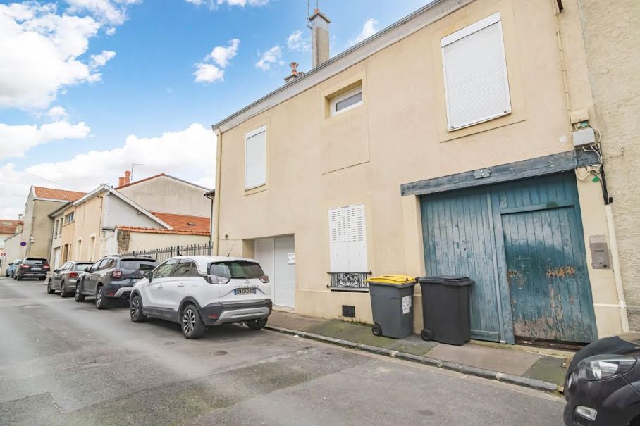 Vente appartement 3 pièces 27 m² à Reims (51100), 80 000 €