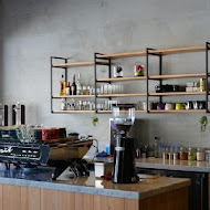 Revel coffee studio 瑞福咖啡