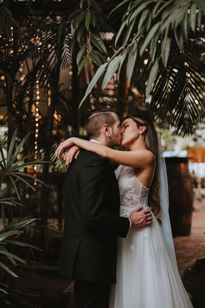 Fotografo di matrimoni Rochi Hernández (matawa). Foto del 9 luglio 2022