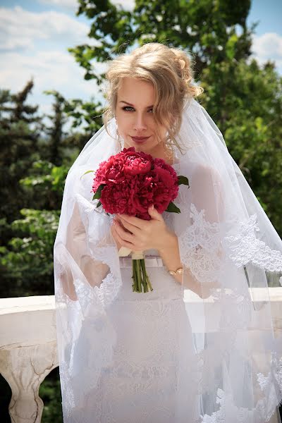 Wedding photographer Aleksandr Kabanov (kabanov56). Photo of 16 October 2015