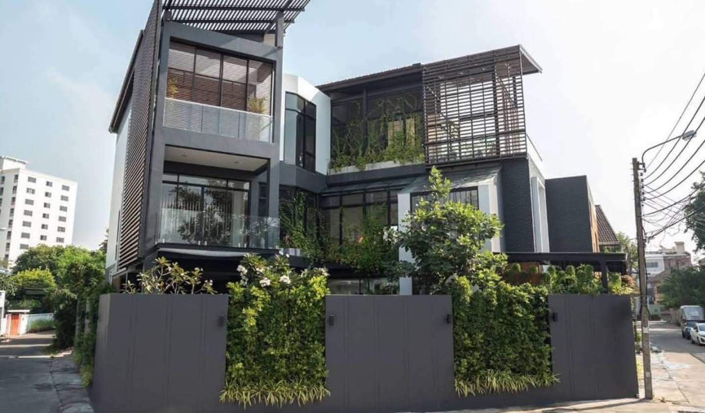 Apartment Watthana