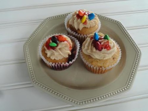 Peanut Butter and Jelly Cupcakes