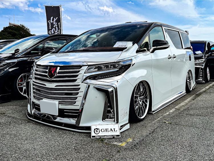 アルファードのALJSchampionship2024・イベント参加・ワゴニスト・いつもイイね！コメント！して頂きありがとうございます(*^▽^*)に関するカスタム事例の投稿画像1枚目
