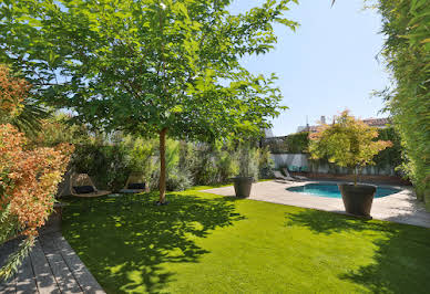 House with pool and terrace 9