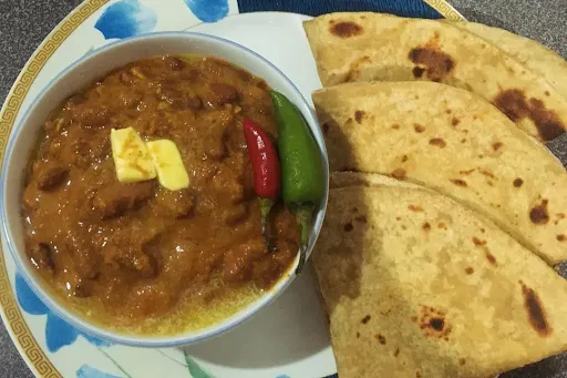 2 Ajwain Mirchi Paratha With Rajma