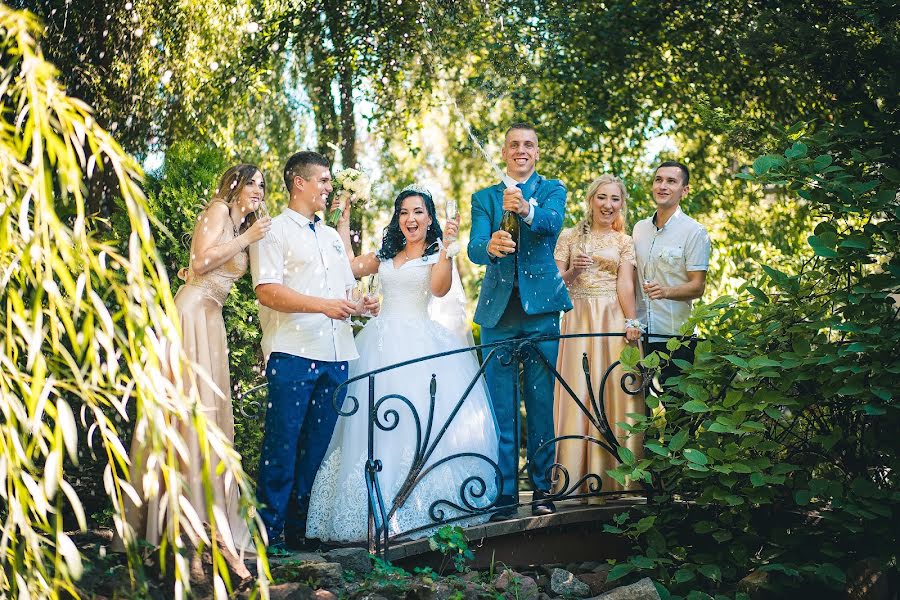 Fotógrafo de casamento Nazar Chovganskiy (nazic). Foto de 13 de setembro 2018