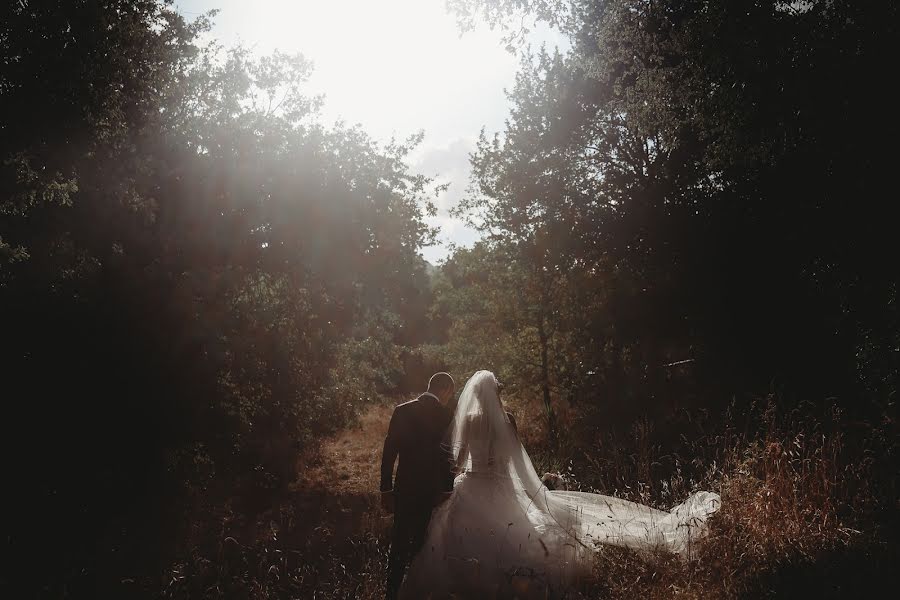 Fotografo di matrimoni Vincenzo Siciliano (parallelo32). Foto del 15 novembre 2019