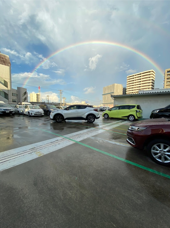 nishiさんが投稿した雨予報☔️・コロナに負けるな！・虹とコラボ・スープラ・C-HRに関するカスタム事例の投稿画像2枚目