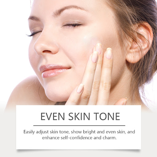 Title 7, Moisturizing Lightweight Natural Brightening Co...