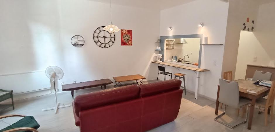 Location meublée appartement 2 pièces 65 m² à Perpignan (66000), 615 €