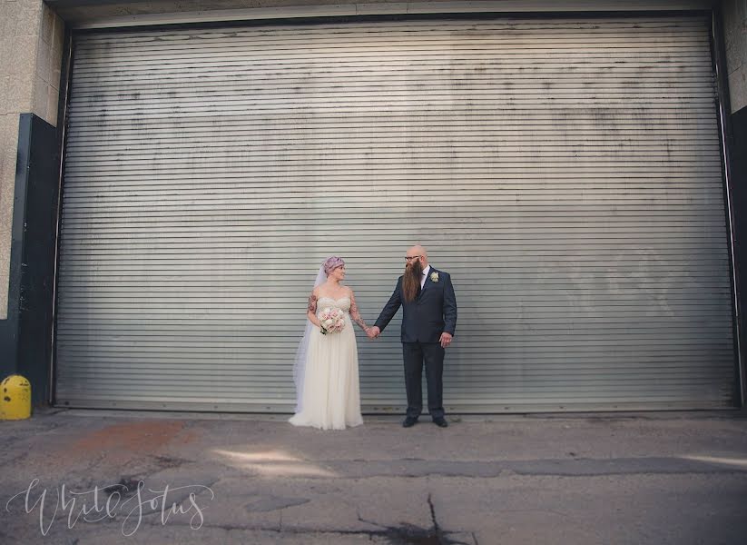 Fotografo di matrimoni Melissa Chapman (whitelotus). Foto del 23 aprile 2019