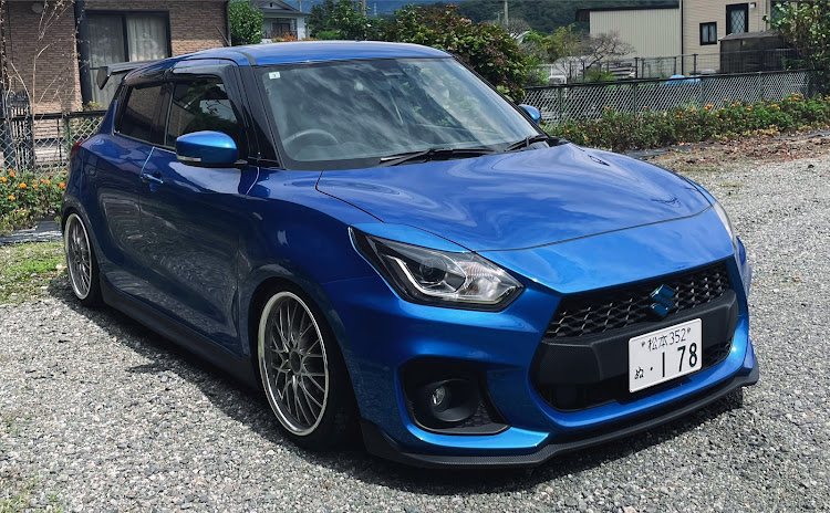 スイフトスポーツのあきさんが投稿したカスタム事例の投稿画像1枚目