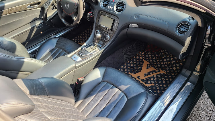 SLのAMG・SL65・洗車・暑すぎに関するカスタム事例の投稿画像10枚目