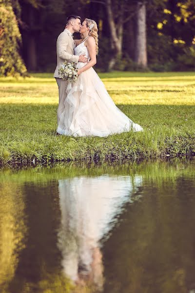 Fotógrafo de casamento Mihály Udvardy Miskafotó (udvardy). Foto de 2 de fevereiro