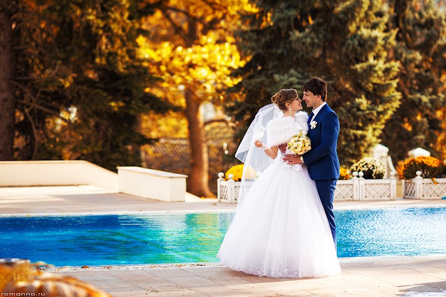 ช่างภาพงานแต่งงาน Roman Kharlamov (romanno93) ภาพเมื่อ 27 ตุลาคม 2014