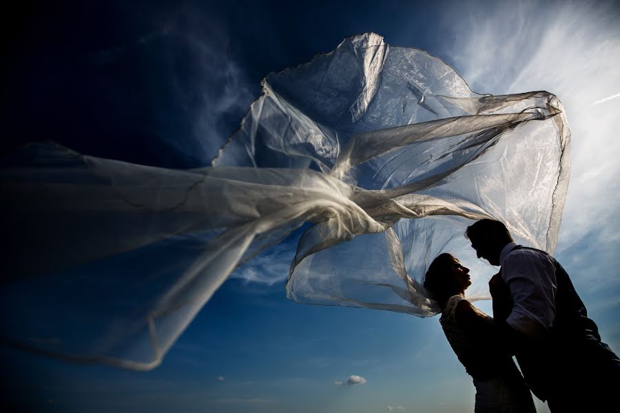 Fotografo di matrimoni Sabina Mladin (sabina). Foto del 17 maggio 2018