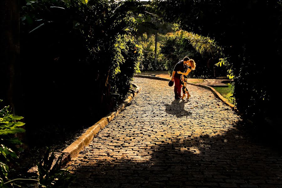 Fotógrafo de casamento Giu Morais (giumorais). Foto de 30 de setembro 2017