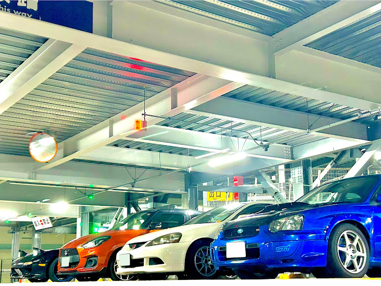 スイフトスポーツのインテグラ・インプレッサ・RX-7・スイフトスポーツ・zc33sに関するカスタム事例の投稿画像1枚目