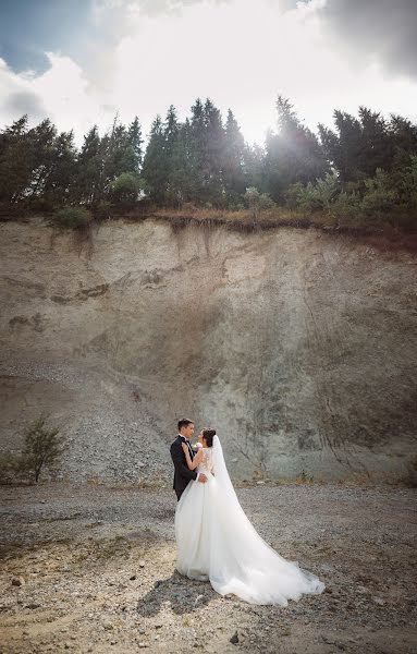 Fotógrafo de casamento Albina Shakirova (shakirova). Foto de 25 de março 2018