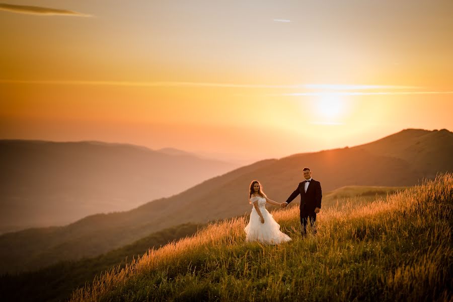 Wedding photographer Mateusz Kiper (fotomati). Photo of 14 August 2021