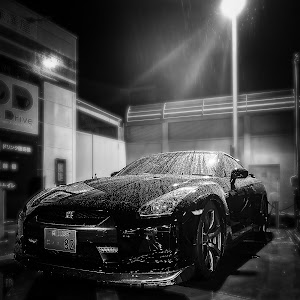 NISSAN GT-R R35