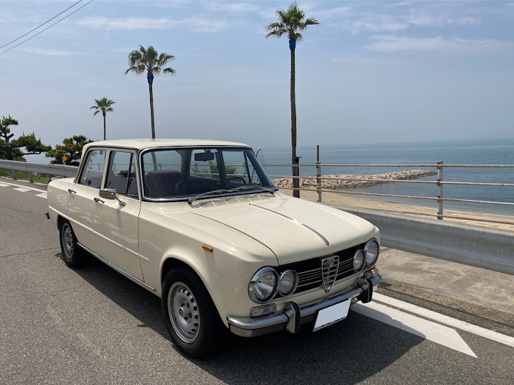 ジュリア・スーパーの早起き・プチ洗車・給油・プチドライブに関するカスタム事例の投稿画像3枚目