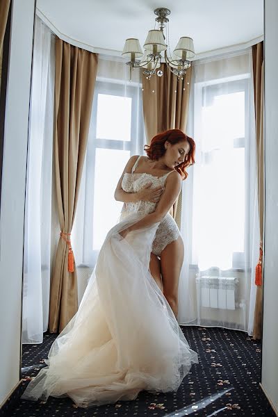 Fotografo di matrimoni Irina Popova (misterpopo4ka). Foto del 3 ottobre 2018