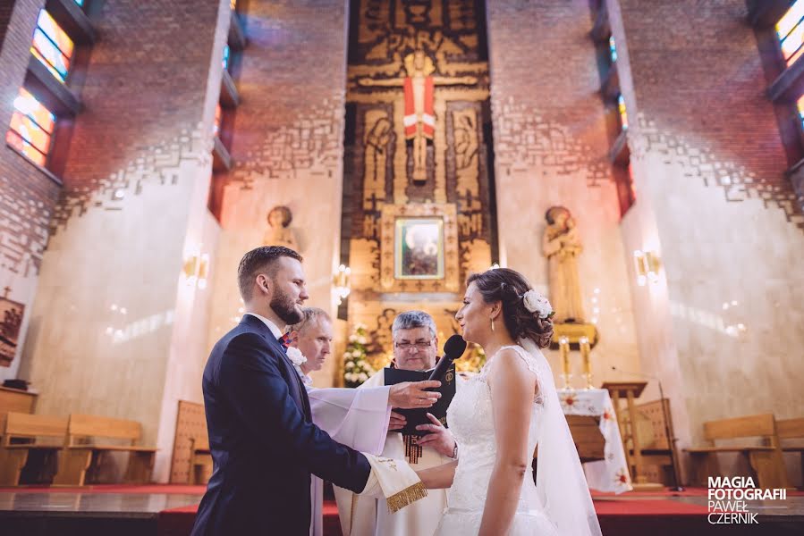 結婚式の写真家Paweł Czernik (pawelczernik)。2016 8月30日の写真