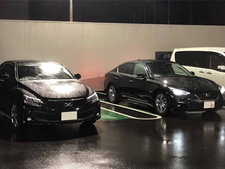 マークXのスカイライン・試乗・日産・プレミアムセダン・走りが良かったに関するカスタム事例の投稿画像2枚目