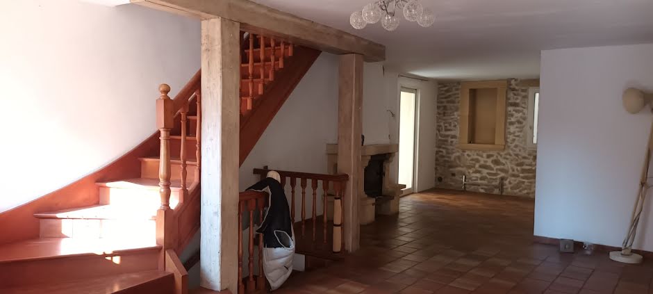 Vente maison 5 pièces 135 m² à Sérignan-du-Comtat (84830), 198 000 €