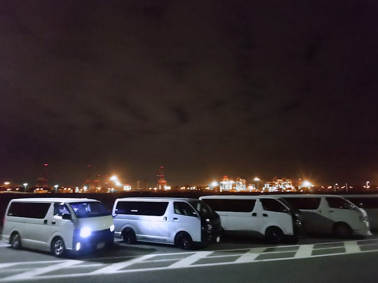 レジアスエースバンの黒バンパー愛好会・裏ナナガン・夢洲・ナイトオフ・全国ちび箱連合会に関するカスタム事例の投稿画像3枚目