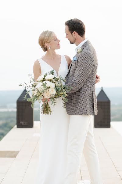 Fotografo di matrimoni Andrea Antohi (antohi). Foto del 16 marzo 2022