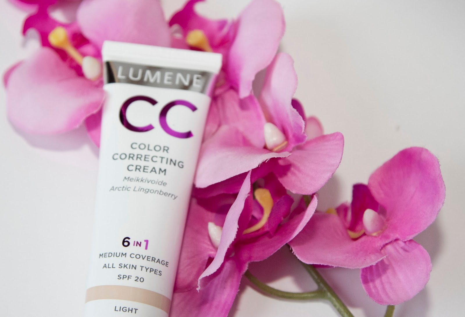 Сс lumene. Тональный крем Lumene cc. Lumene cc Cream палитра. Lumene СС Cream тон. Lumene cc Cream оттенки.