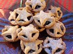 Mini Orange Mince Pies was pinched from <a href="http://allrecipes.com/Recipe/Mini-Orange-Mince-Pies/Detail.aspx" target="_blank">allrecipes.com.</a>