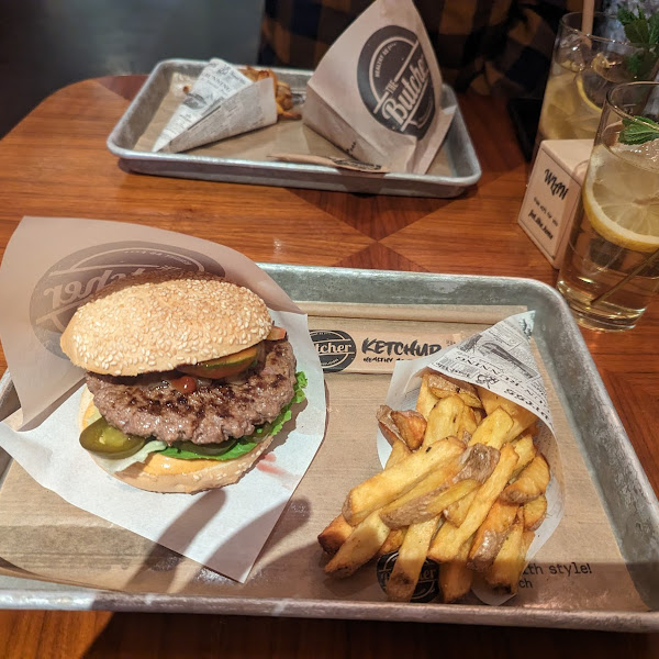 Spicy Burger & Fries