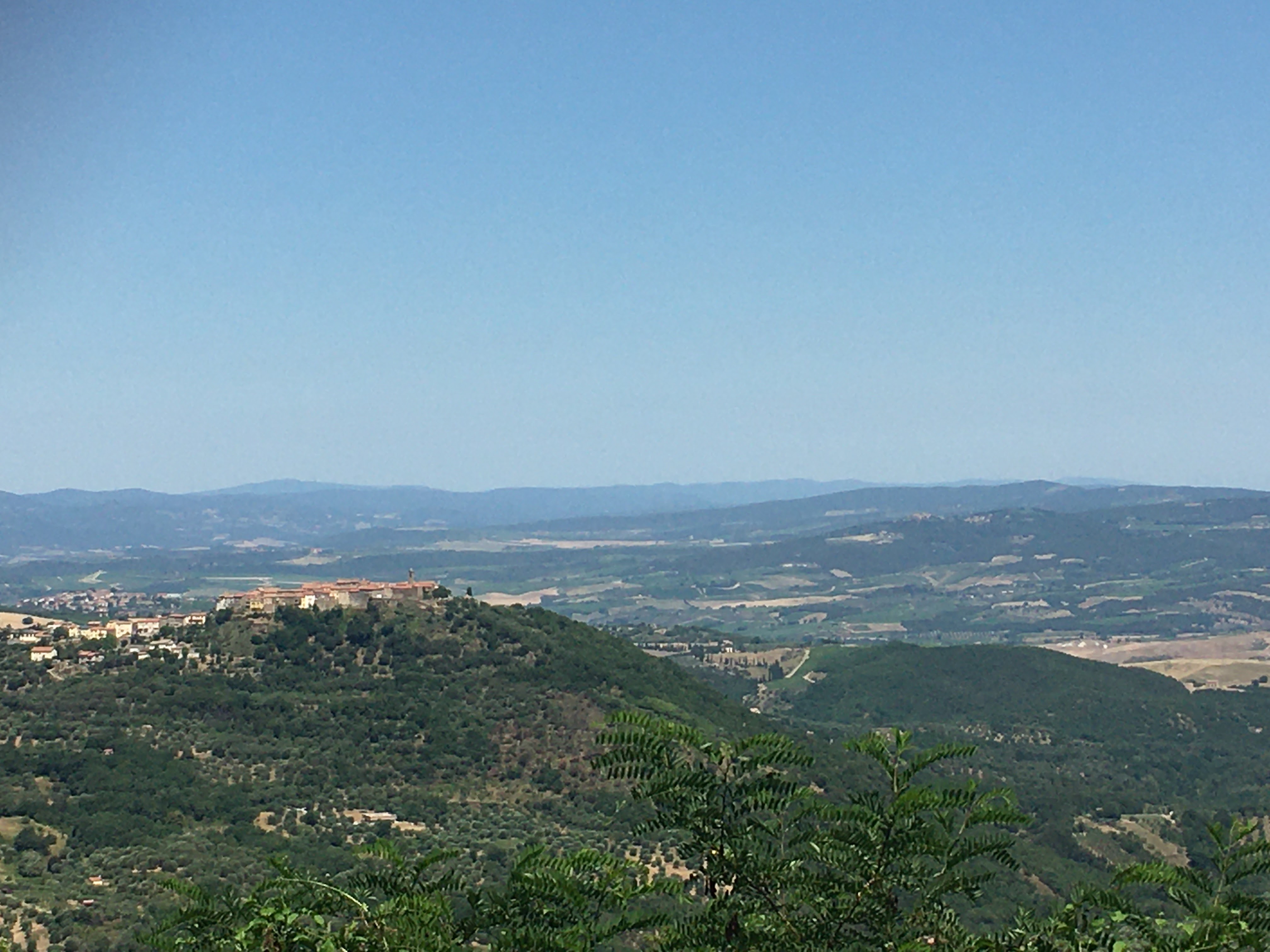 Montegiovi, in the shadow of the village we can see HV PAVILLON, a realization of Gardini Gibertini Architetti