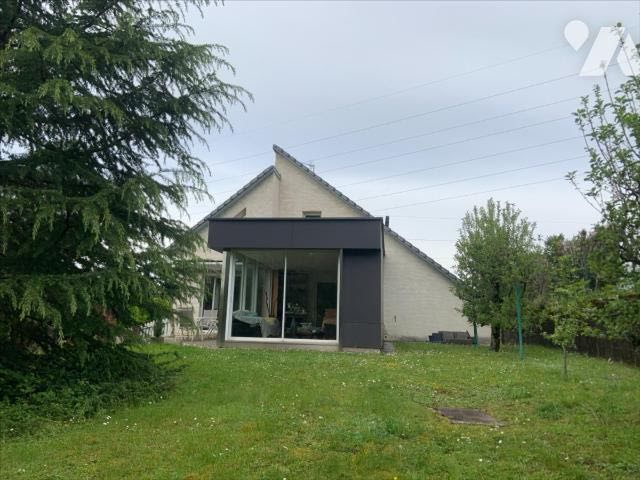 Vente maison 5 pièces 116 m² à Besançon (25000), 360 000 €