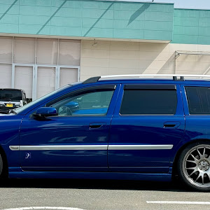 V70 SB5244W