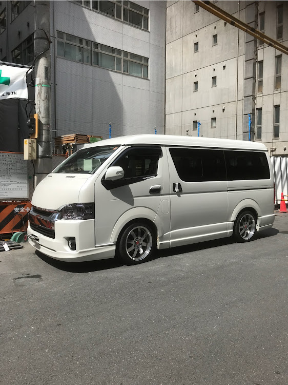 ハイエースワゴンの洗車に関するカスタム事例の投稿画像1枚目