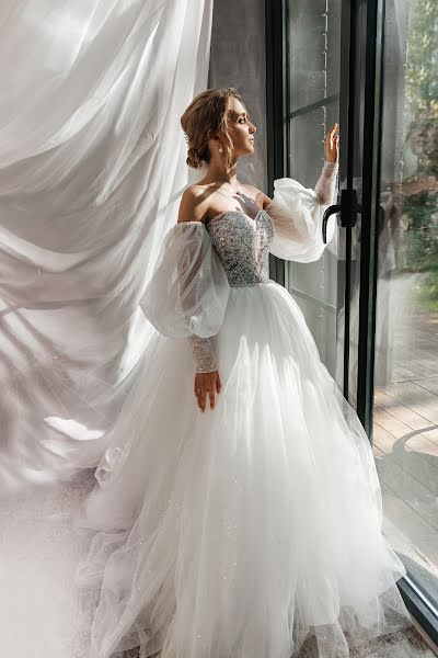 Fotógrafo de casamento Ekaterina Siliniks (rinkaea8711). Foto de 5 de fevereiro 2022