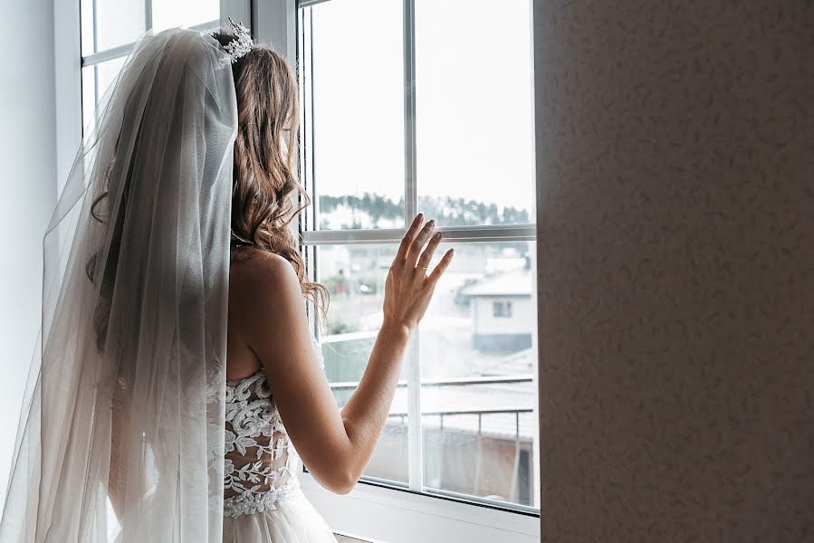 Fotógrafo de casamento Marina Guseva (gusevamarina). Foto de 22 de setembro 2019