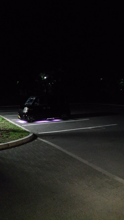 エブリイワゴンのDIY・夜の駐車場に関するカスタム事例の投稿画像1枚目