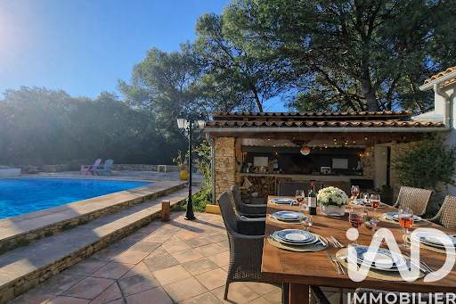 Maison avec piscine et terrasse 3